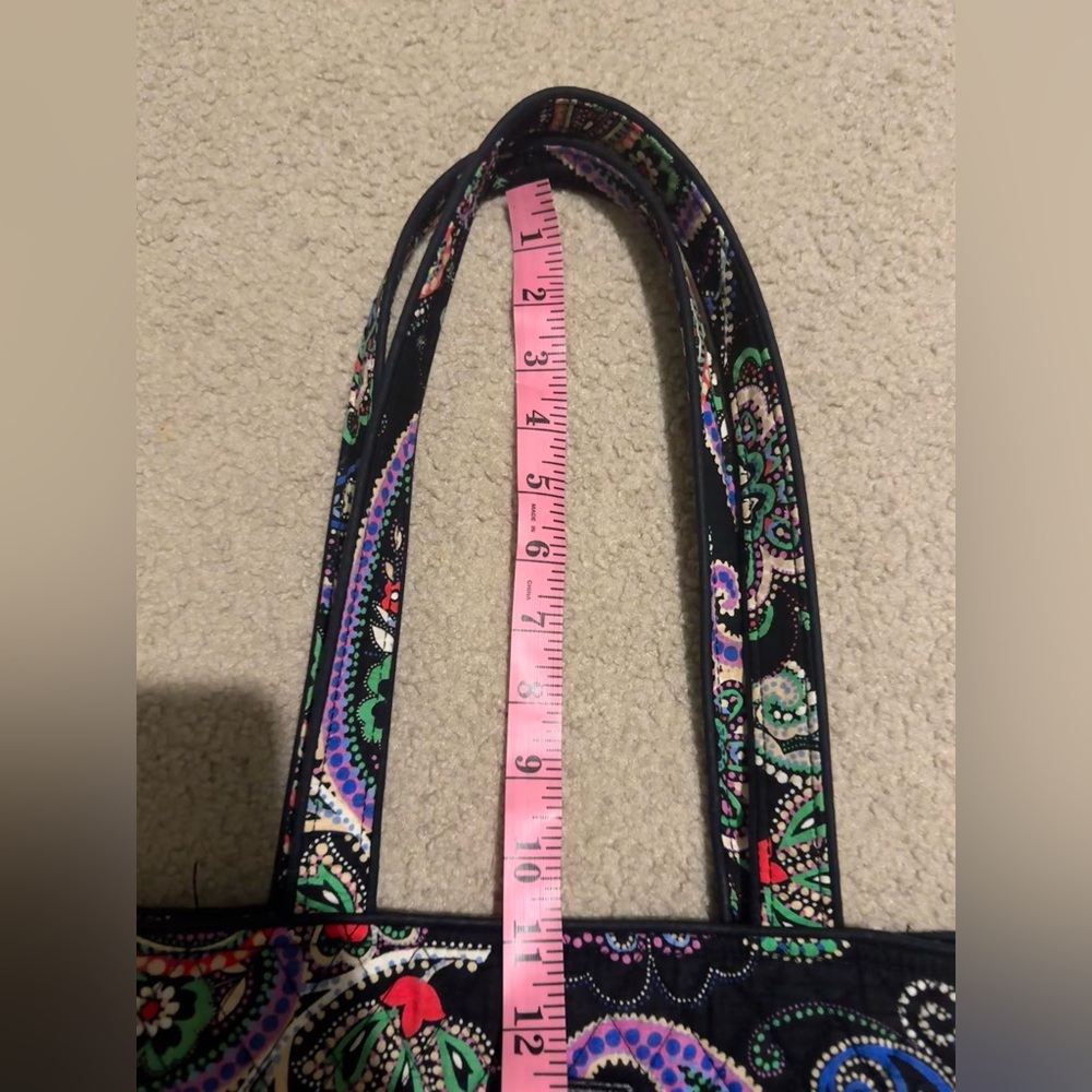 Vera Bradley Tote - Picture 4 of 10